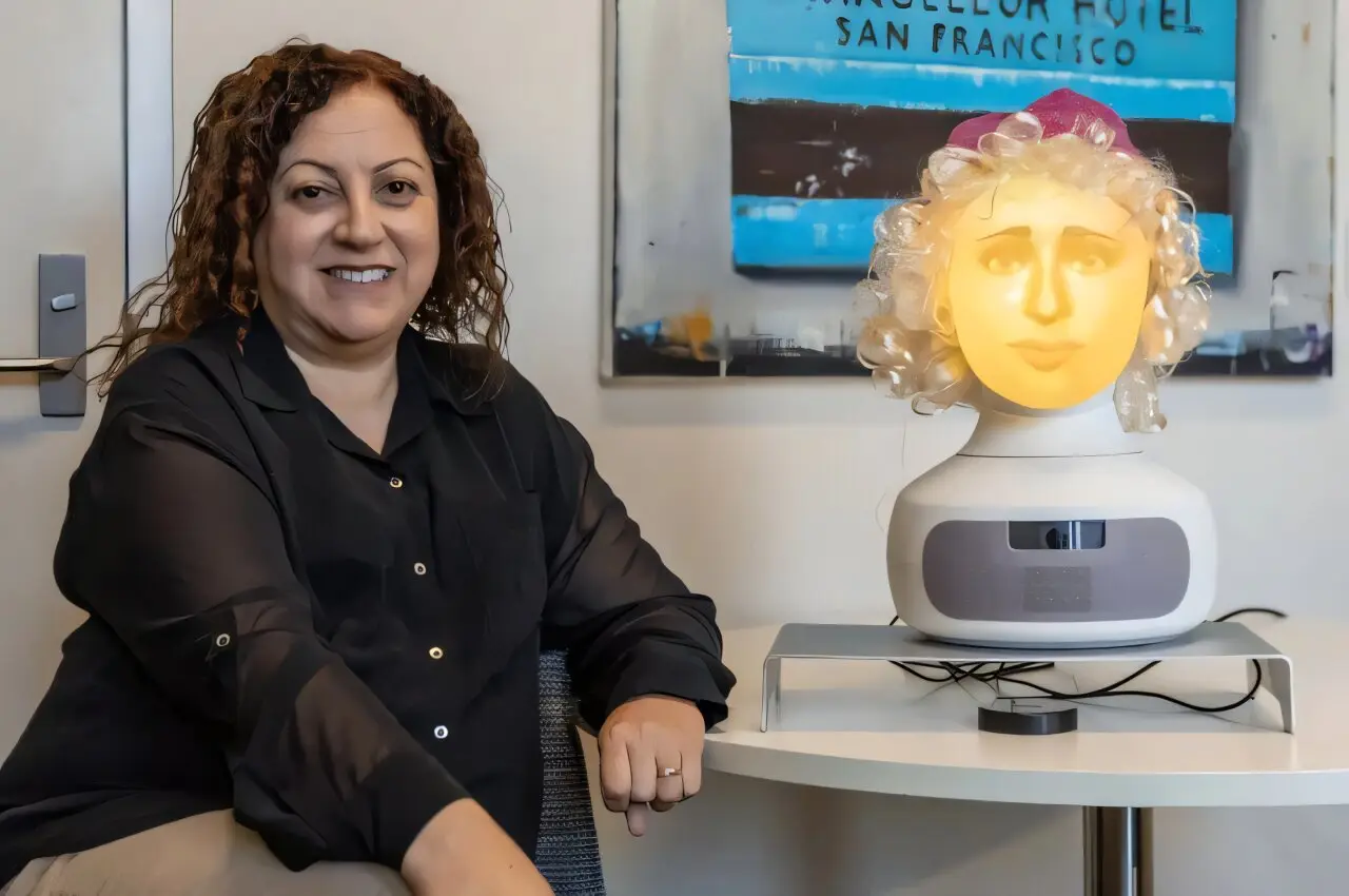 AI robot trains teachers to handle heated issues