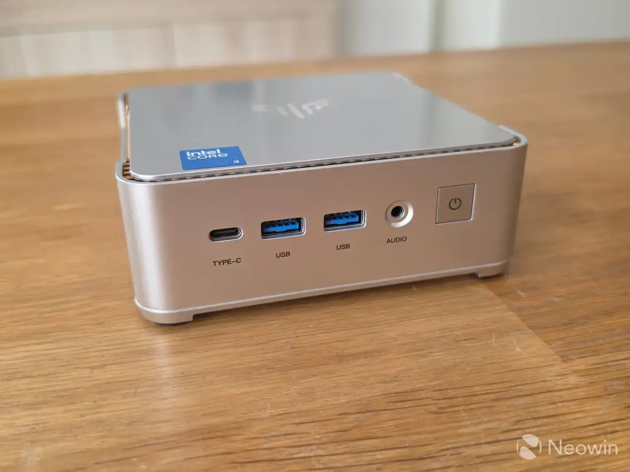 NiPoGi P2 review: it’s a budget office or student-class Wildcat Lake mini PC