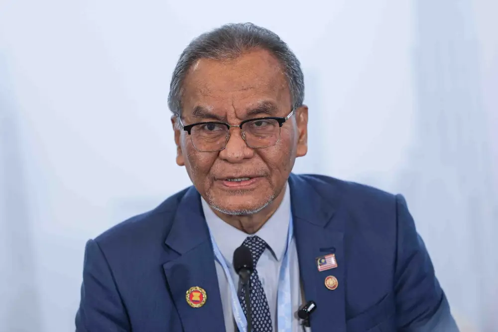 Dzulkefly: 902 health clinics nationwide to offer AI-assisted lung screening by year-end