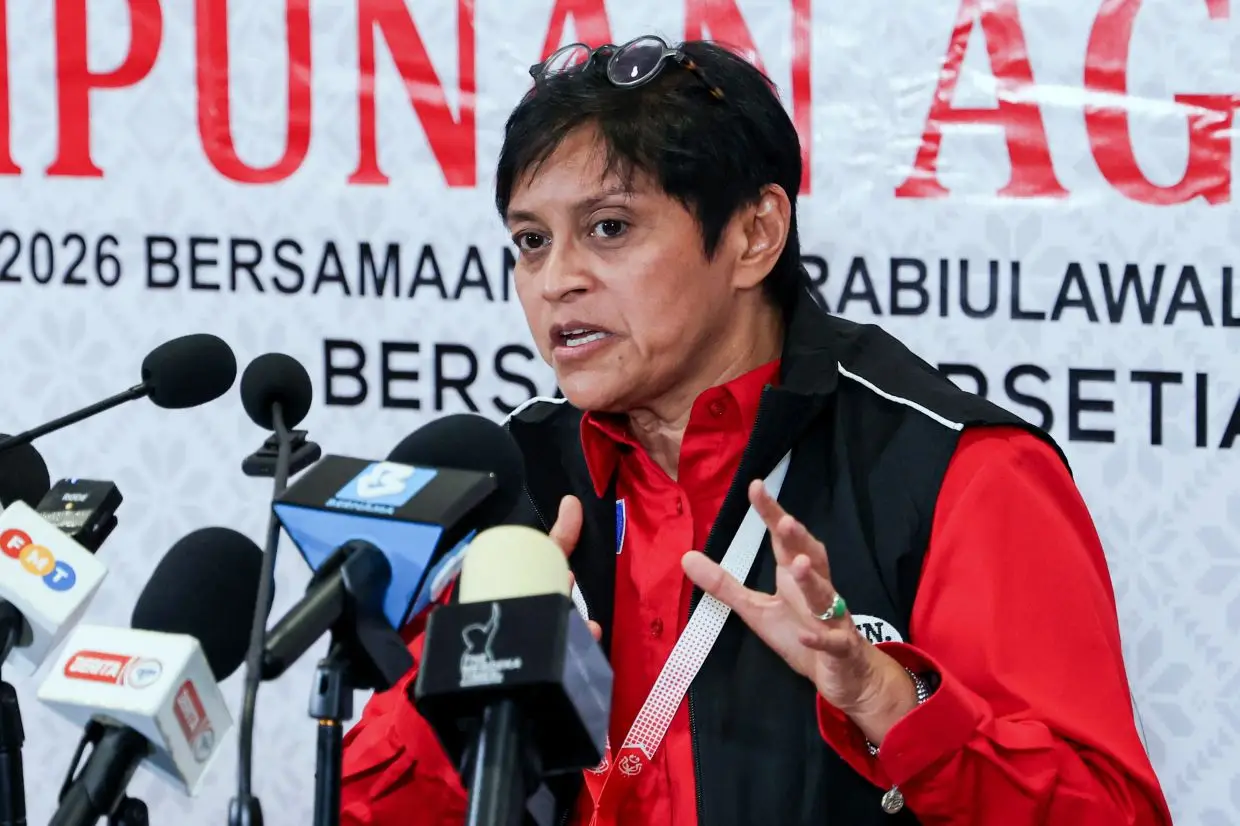 “Many comments don’t mean many people”: Azalina cautions against AI perception attacks