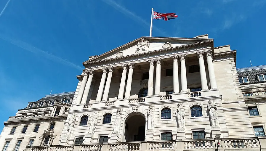 Bank of England governor warns of AI-related financial system risks
