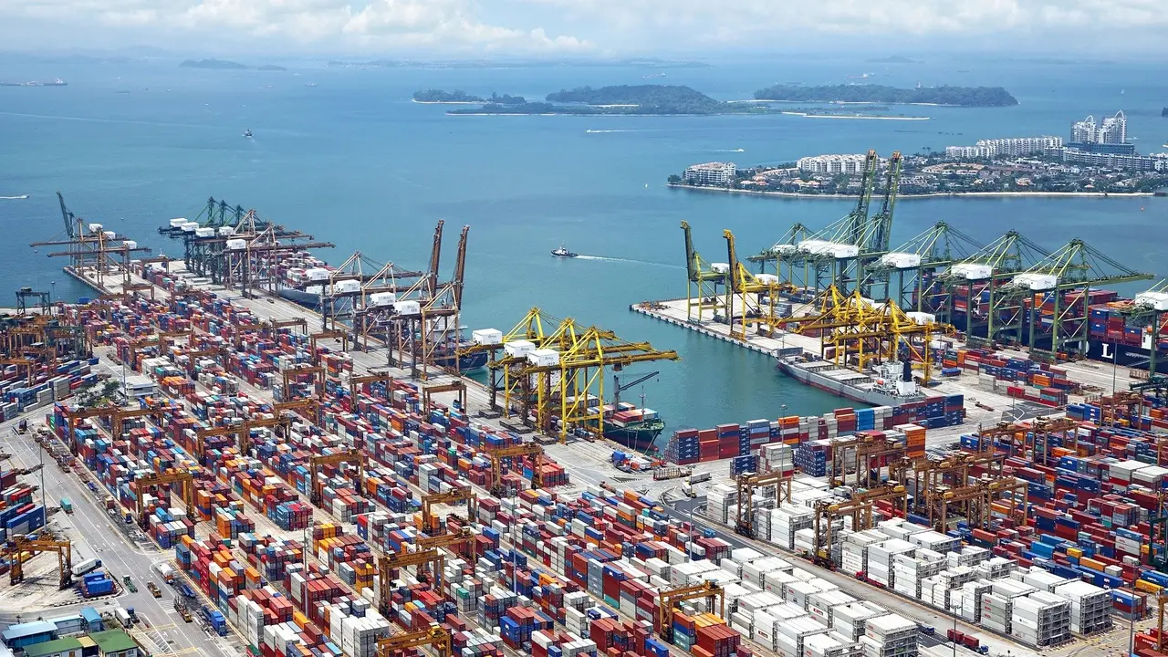 AI and big data can help logistics companies navigate supply-chain disruptions